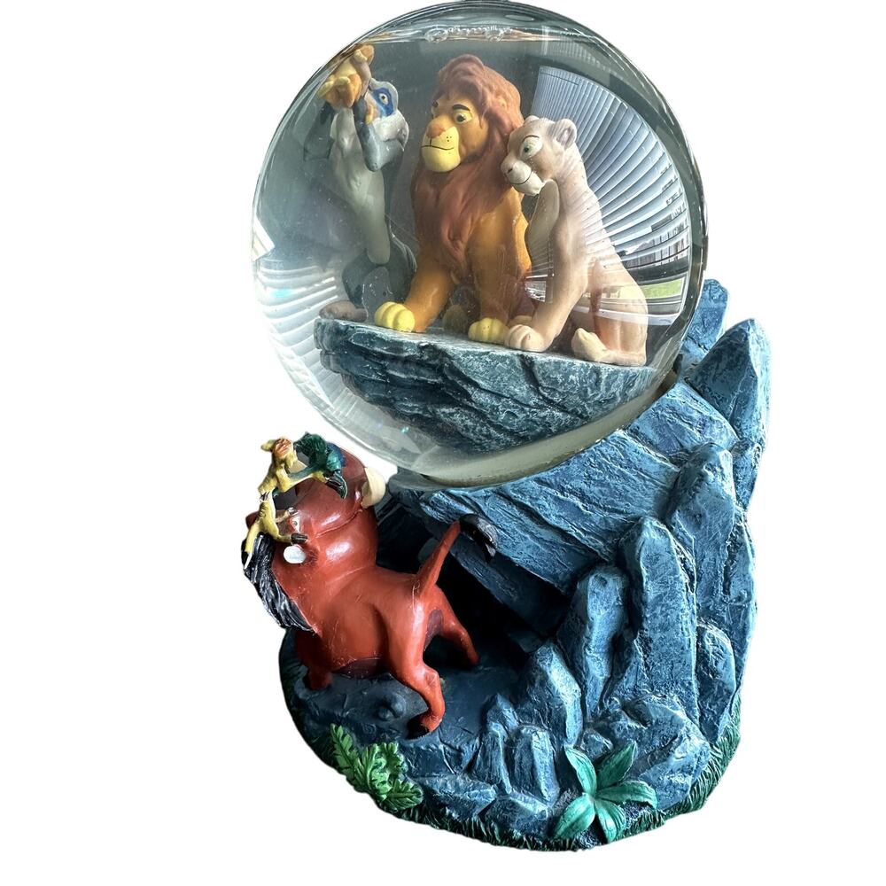 Vintage Disney's The lion King Circle of Life Snowgloble with music